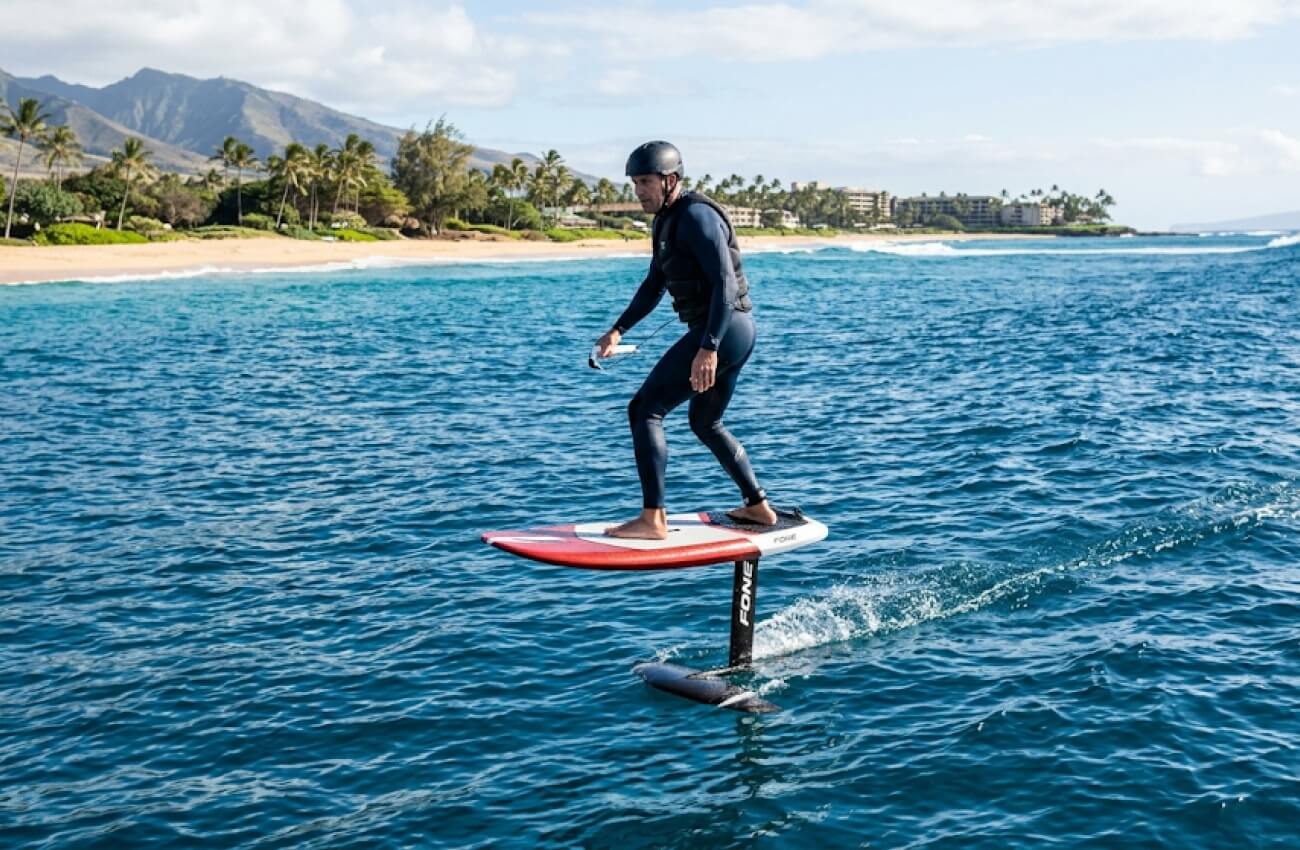 เรียนอีฟอยล์บนเกาะพะงัน: จากศูนย์สู่การบินเหนือน้ำ